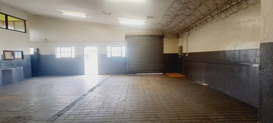 To Let commercial Property for Rent in Paarden Eiland Western Cape
